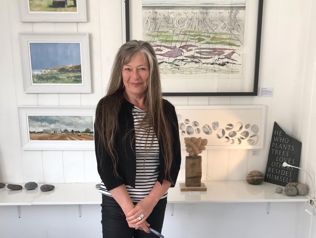 A great little ‘pop-up’ art show at 6 Church St, Llantwit Major &amp; part of #3streamsfestival with art trail open from Thurs 2 June 6 - 8pm! <a href="/Tregannadesign/">Treganna Design</a> <a href="/visitthevale/">Visit the Vale</a> <a href="/ValeArts/">Art in the Vale</a>