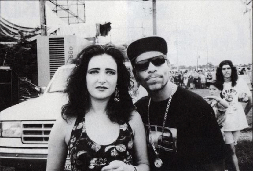 Happy birthday siouxsie sioux 
here she is with ICET 