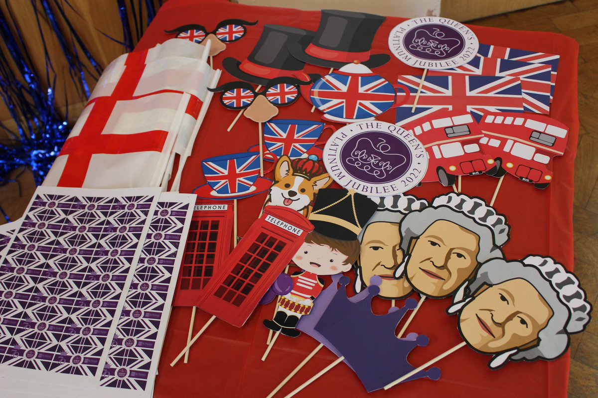 deferrers's tweet photo. Let the Jubilee celebrations begin! 🇬🇧🎉🎊🇬🇧 #JubileeCelebration #PlatinumJubilee #deferrers #jubileeparty https://t.co/1W41OWNvA0