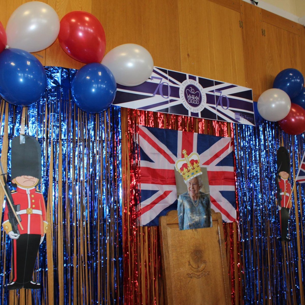 deferrers's tweet photo. Let the Jubilee celebrations begin! 🇬🇧🎉🎊🇬🇧 #JubileeCelebration #PlatinumJubilee #deferrers #jubileeparty https://t.co/1W41OWNvA0