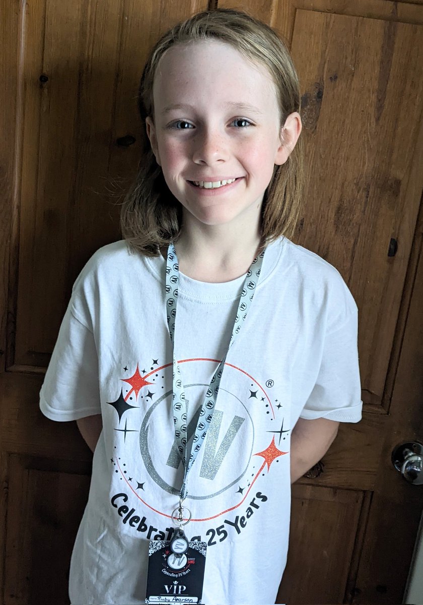 MrsPearsonMPA's tweet photo. Another fantastic performance by the @YVconcerts choir of 2022 ⭐Well done to @MoorsidePA and all involved. What an incredible experience for all taking part. You were all amazing 🎵❤️ #memoriesaremadeofthis  #YoungVoices2022 #MoorsideMusic https://t.co/g6BtX98RFl
