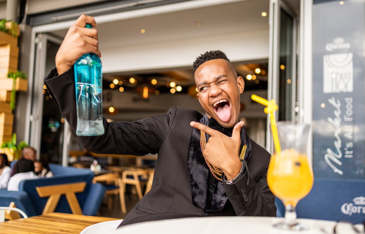 When you thought it was over, whereas its only the beginning! Ladies and gentlemen, The weekend! #reliveLinford #weekendvibes #weekend #indulgeinthetasteofcharacter