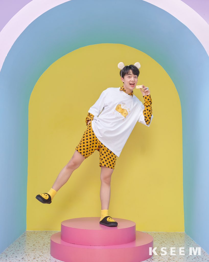 mynameischutiii's tweet photo. มีแต่ความน่ารักเต็มไปหมดด 🐭🍭🧁
#NuNew
#KSEEMxNuNew
#SoSweetCollection https://t.co/4zjY5KgEJ0