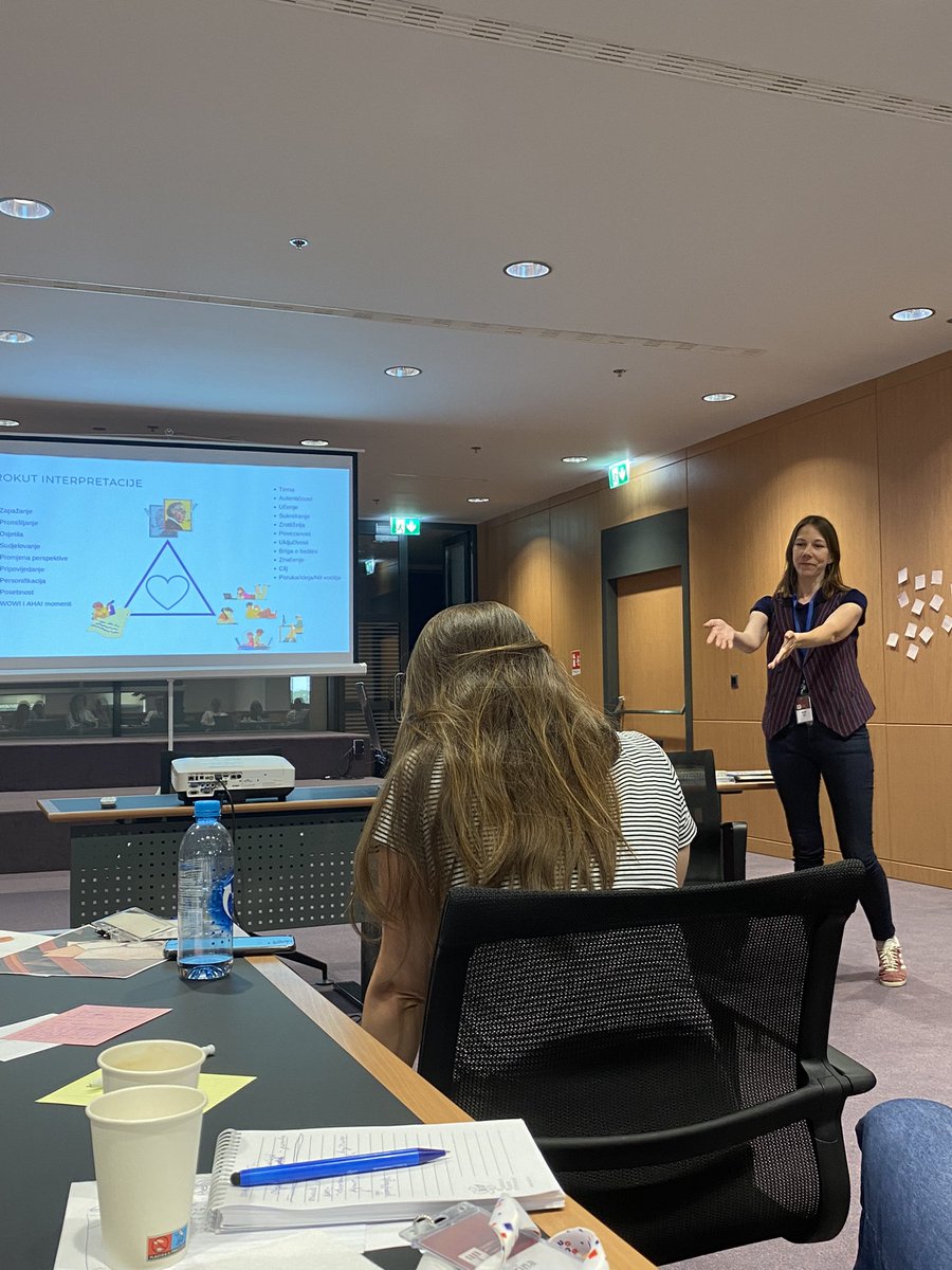 skz_243's tweet photo. Nastavak priče o pričanju priča o baštini s #IvaSilla #interpretacijabaštine #virtualneizložbe @NSK_Zagreb https://t.co/S45jvFlxgw