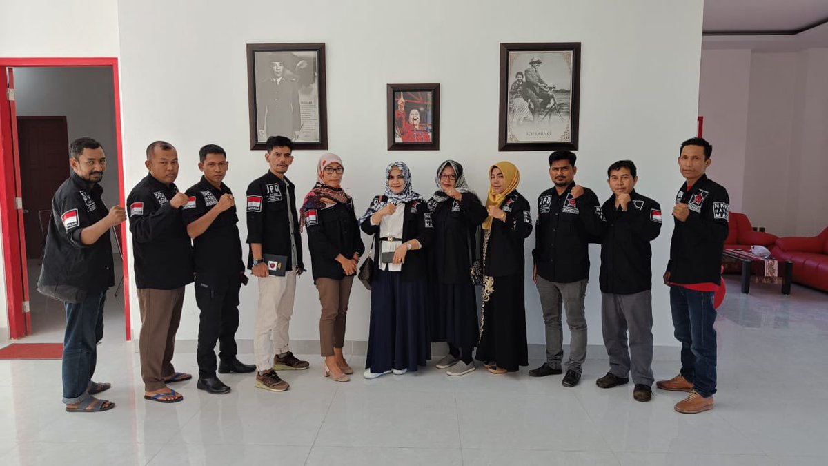 RepdemAceh's tweet photo. Kamis (26/05/2022), Rapat Pleno dan persiapan Rakercap DPC Repdem seluruh Aceh.

#merdeka #repdem #repdemaceh #dpnrepdem #pdiperjuangan #dpdpdiperjuanganaceh #rapatpleno https://t.co/fbfrMktT7n