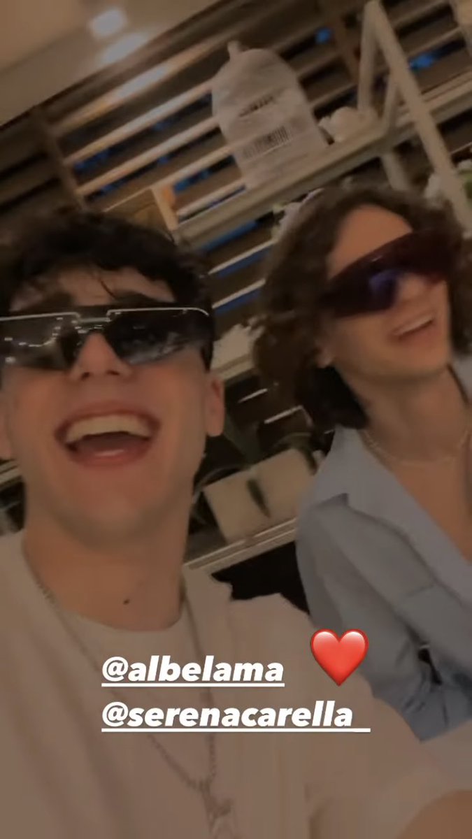 n3ella's tweet photo. eccoli finalmente insieme.
amore miei🤍🧡
#LDA #Albe #Amici21 @albelama1 @LDAilvero https://t.co/m8eBZ8k7Rx