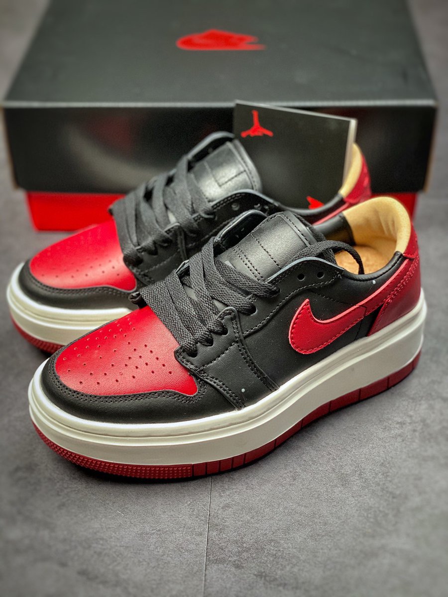 ナイキ、アディダスなどの第一線のファッションシューズを運営しています。
安価な品質保証、返品の理由なし、アフターサービス保証。
经营一线潮牌鞋，如耐克、阿迪达斯、匡威、万斯等等。
物美价廉，品质保证，售后保证。
加微信：sixsx66   
telegram：t.me/twgail