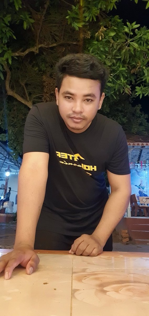 ចូលចិត្តសប្បាយ tweet media