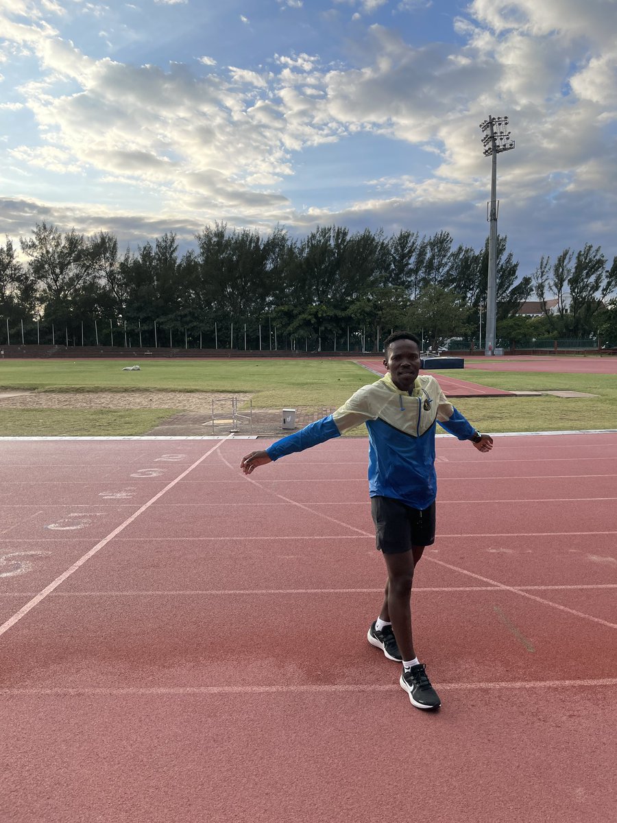 adam lipschitz tweet media