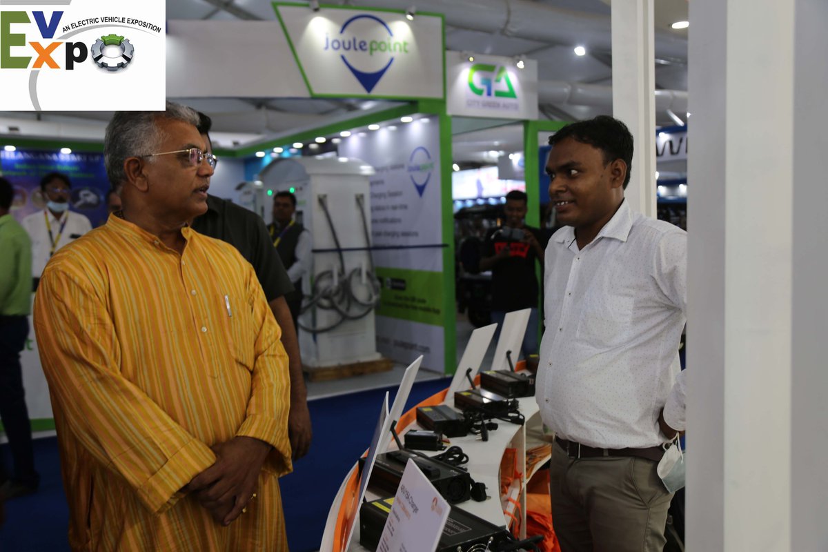 expo_ev's tweet photo. #EVExpo #EV
#GoGreen #ElectricVehicles #GReenEnergy #PollutionFreeNation
#AxiomEV https://t.co/FEYK4g5goi