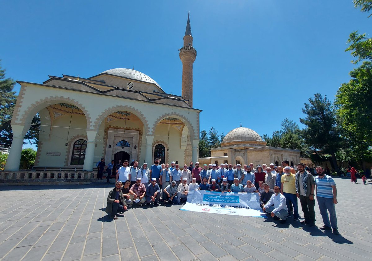 16. #KardeşlikKöprüsü kafilesi Siirt Tillo'da...