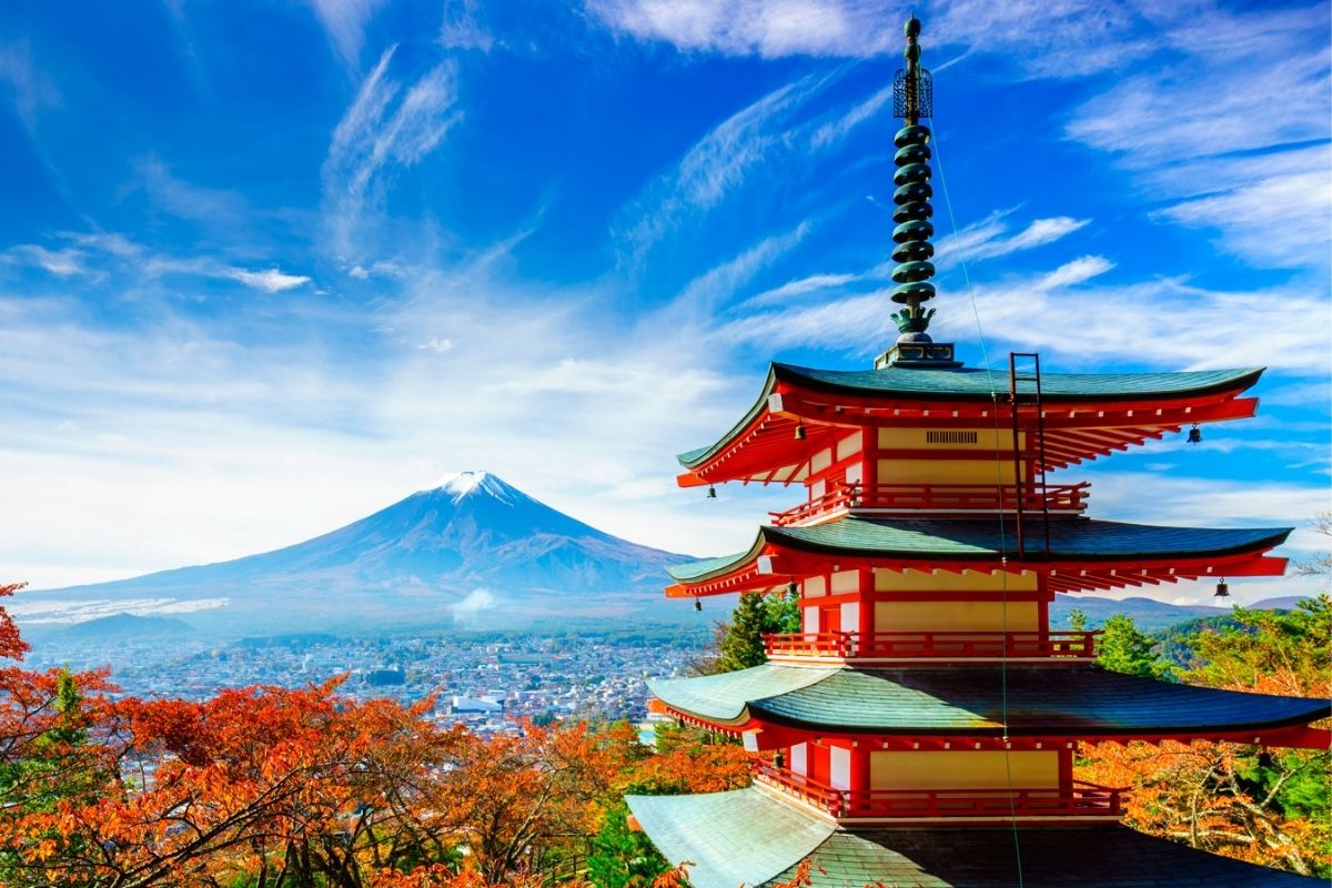 travelobiz's tweet photo. Japan Eases Travel Restrictions, Open For Tourists From June 10
#EntryRestrictions #InternationalTourists #Japan #Quarantine #Tourism #TravelAdvisory #TravelRestrictions
https://t.co/FUeYIGFTn0 https://t.co/z8fQJQ3mD8