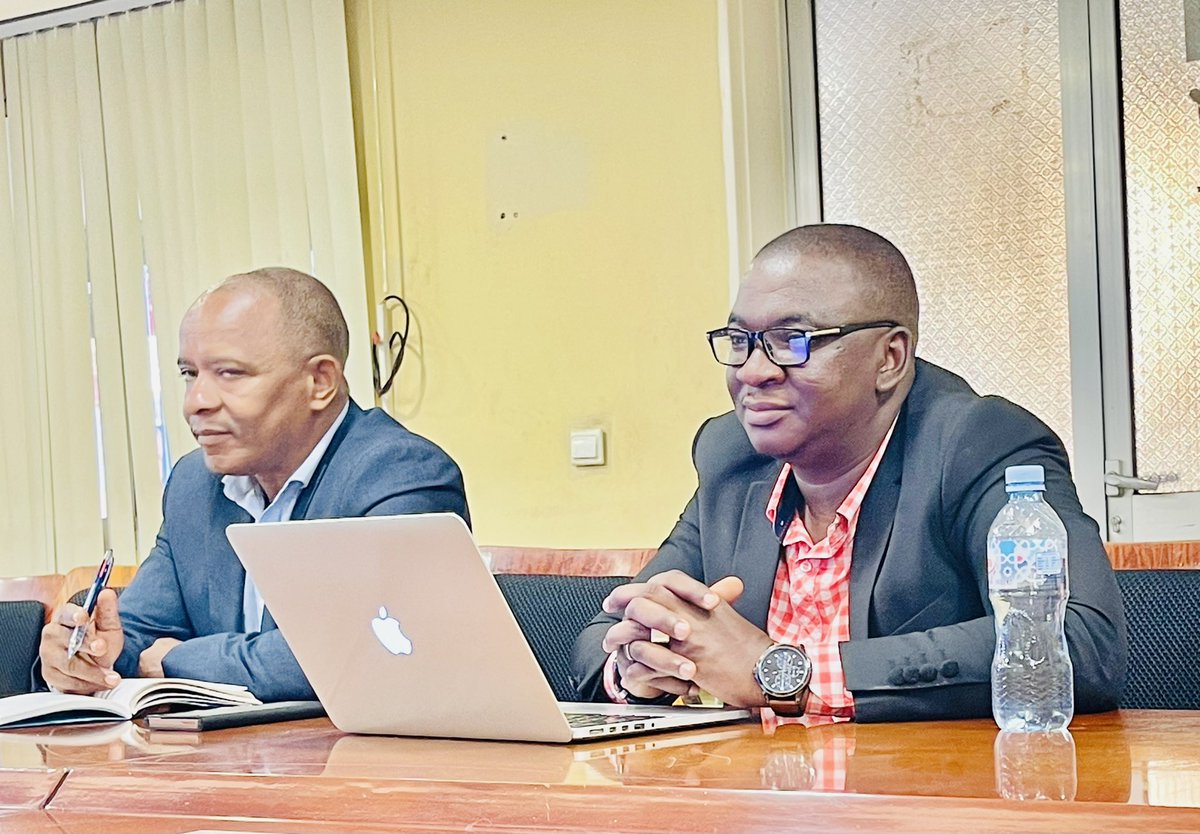 Boubacazed's tweet photo. Participation du consortium Tinkisso-CEFAD-VSF à la réunion des points focaux du projet PSR en Guinée pour évaluer le niveau d'avancement et formuler les perspectives. https://t.co/48uWv1KJyn