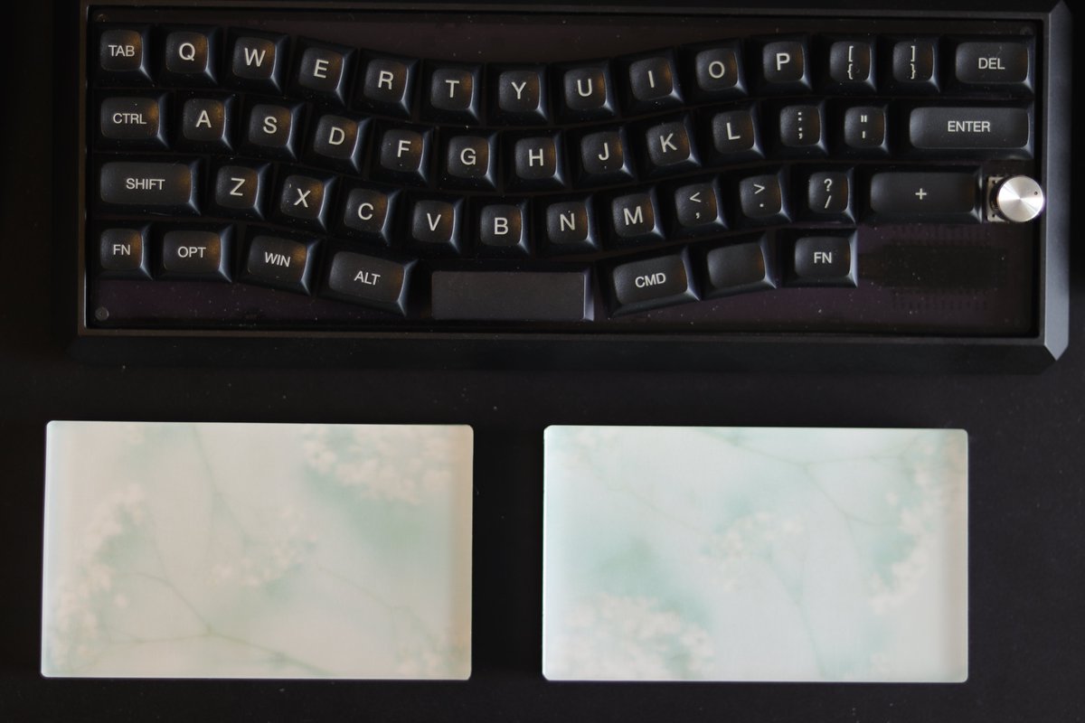 アクリル製のリストレストの作り方を公開します！※リプライに続きます