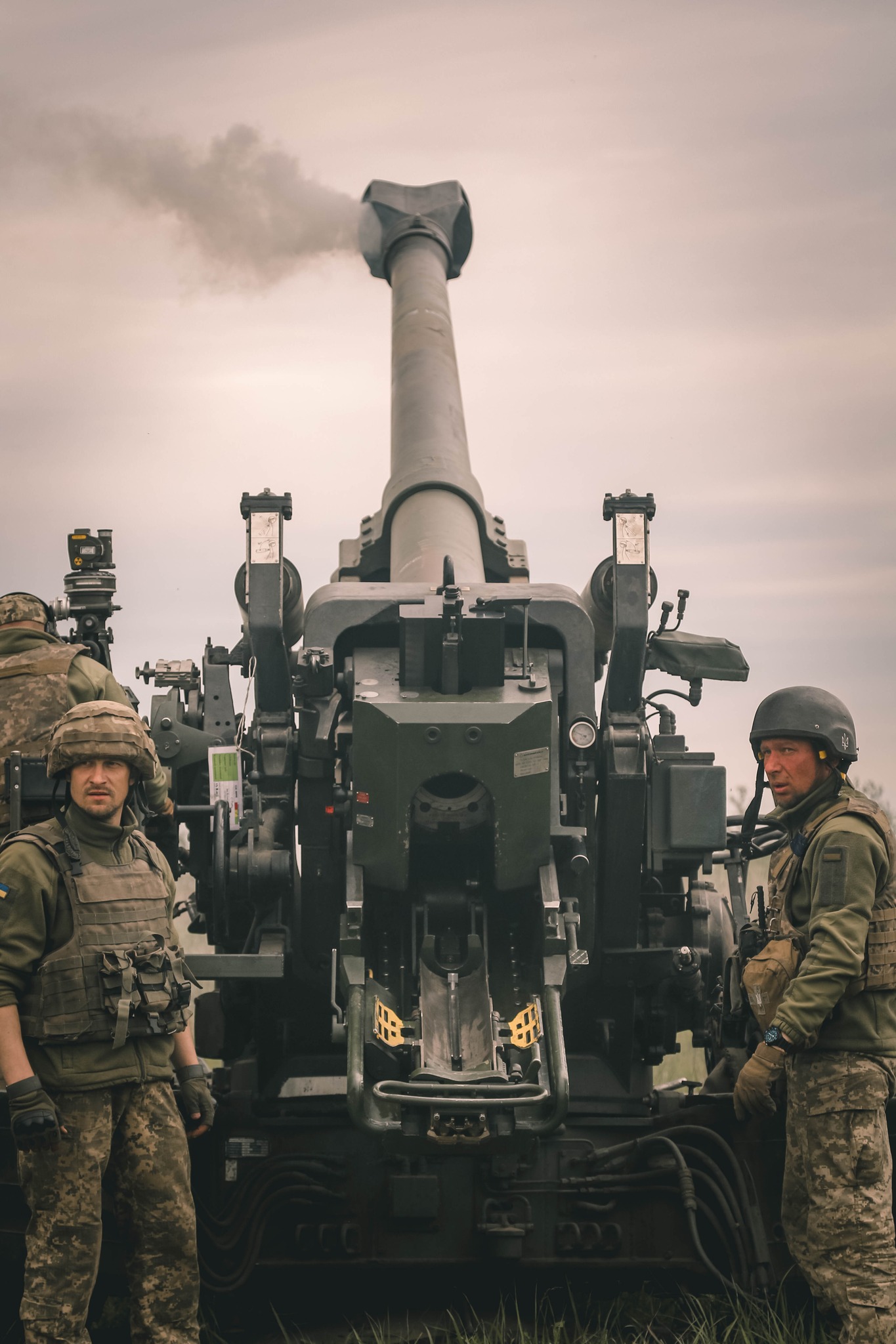 Ua Stratcom Trailed Self Propelled Howitzers Fh70 155 Mm Caliber Are Already Destroying The Enemy On The Front Line Our Soldiers Quickly Master The Weapons Provided By Partner Countries Stoprussia Stratcom Howitzer Fh70 Ua Stratcom Trailed Self Propelled Howitzers Fh70 155 Mm Caliber Are Already Destroying The Enemy On The Front Line Our Soldiers Quickly Master The Weapons Provided By Partner Countries Stoprussia Stratcom Howitzer Fh70