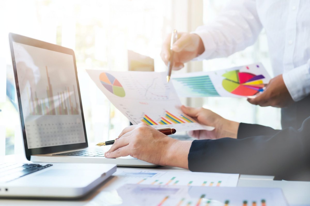 Dijital dönüşümün sağladığı avantajların farkına varan işletmeler, dijital pazarlamanın da gücünden yararlanmak istiyor.

☑️<a href="/Seref_Kilicli/">Şeref Kılıçlı</a>'nin haberi...

👉bit.ly/3Ga2vti

<a href="/itokurumsal/">İstanbul Ticaret Odası (İTO)</a> <a href="/muratsiyalom/">Murat Moris Siyalom</a> <a href="/SertacTasdelen/">Sertac Tasdelen</a> <a href="/taramater/">Beril Özkoçak</a>