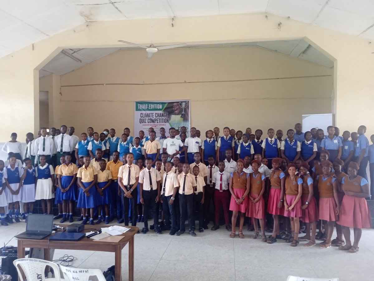 Pigdgreen's tweet image. Climate Change Quiz Competition Amongst Secondary School, Akwa Ibom State edition was fun, educative and very competitive. Special thanks to the Permanent Secretary Akwa Ibom State Ministry of Education for gracing the event.