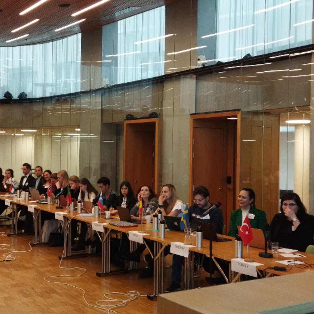 ejdpwg's tweet photo. The #EJD Spring Meeting - General Assembly 2022 has officially started today in #Helsinki, #Finland, hosted by the Finnish #JuniorDoctors. For the next 2 days, delegates from all over #Europe will be discussing and exchanging views and experiences on various issues of interest! https://t.co/noNfn9NgOM