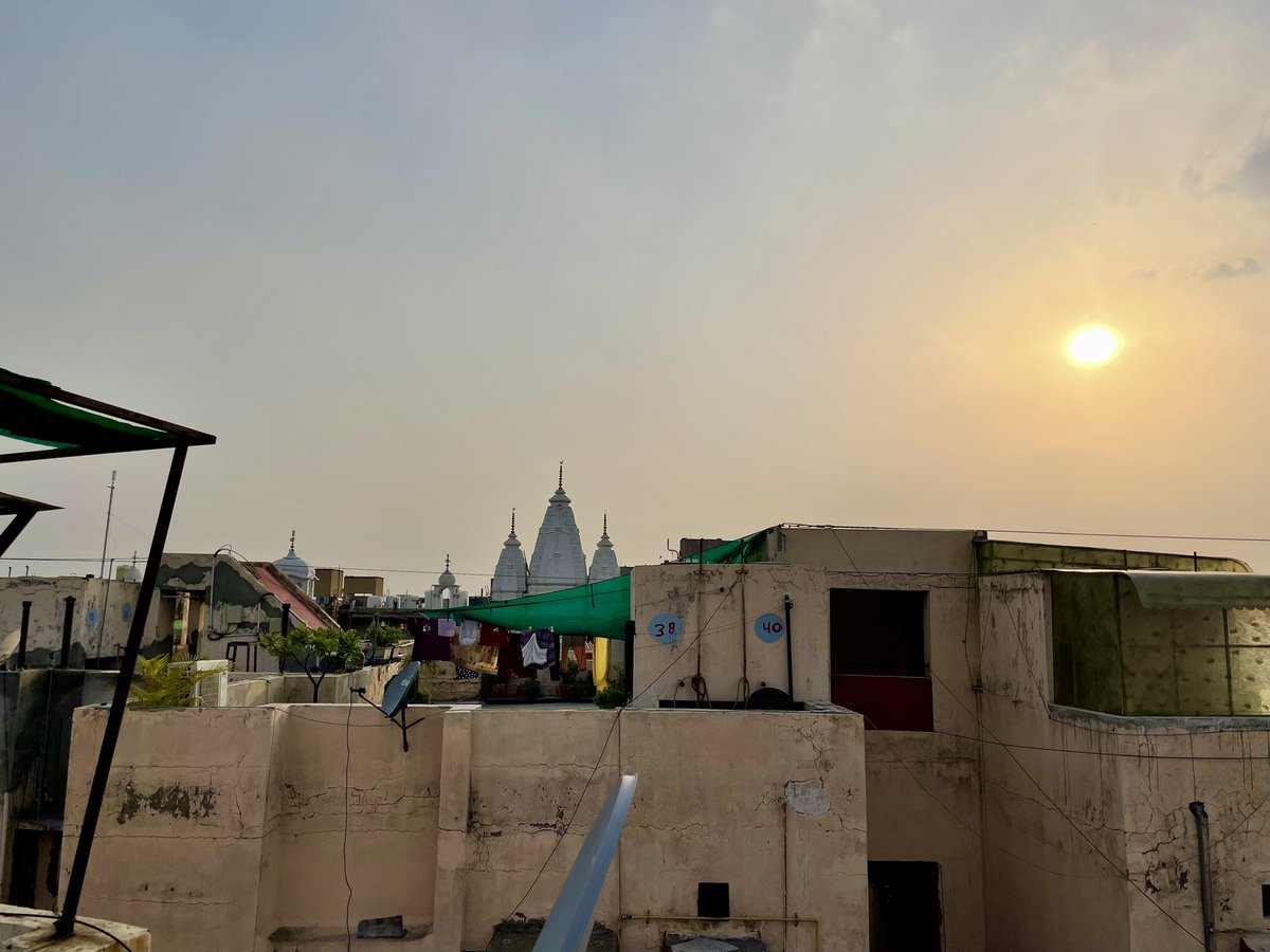 Meena Wadhwa tweet media