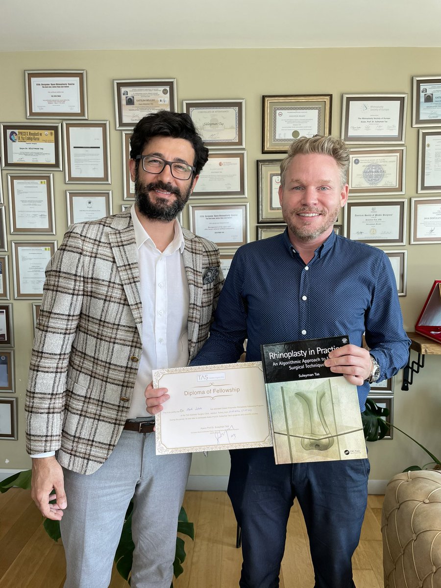drsuleymantas's tweet photo. Dear Prof.Dr.Mark Jakob was with us to attend our fellowship program from Germany 🇩🇪 He observed many of my rhinoplasty surgeries and fully deserved the rhinoplasty diploma. It was my pleasure to share the knowledge with him. #drsuleymantas #nosemaster https://t.co/VwImxb4Qq7