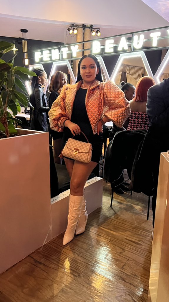 Mzansimail's tweet photo. A look Fenty Beauty launch party last night in Sandton
#FentyAfrica
#FentyXEdgars https://t.co/xf7lcnhaS9