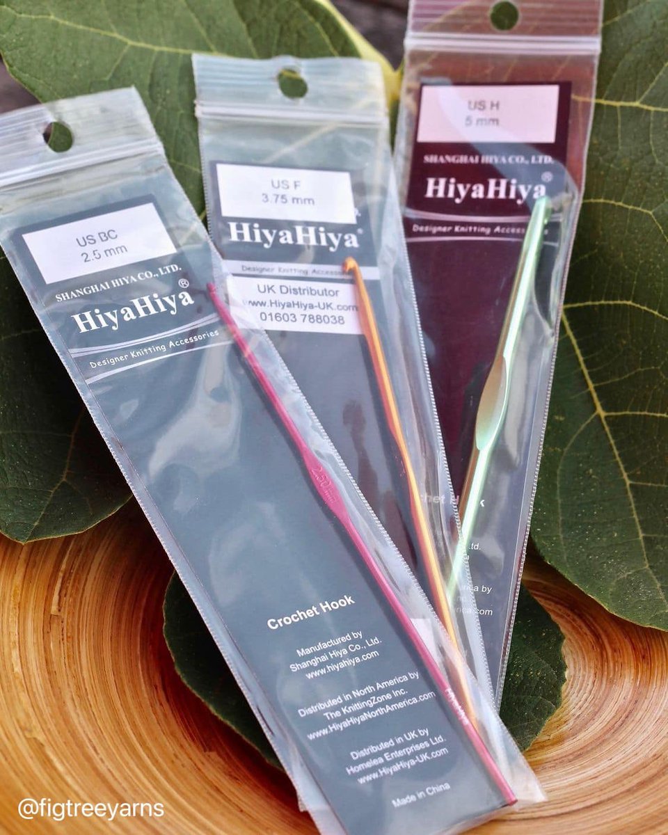HiyaHiya_Global's tweet photo. Beautiful picture! Happy crocheting with HiyaHiya Crochet Hooks!🧶🌈
#repost @figtreeyarns 
High quality Aluminium Crochet Hooks by @hiyahiyaeurope are our studio staple for summery crochet projects! https://t.co/iaJ6tNmEh6