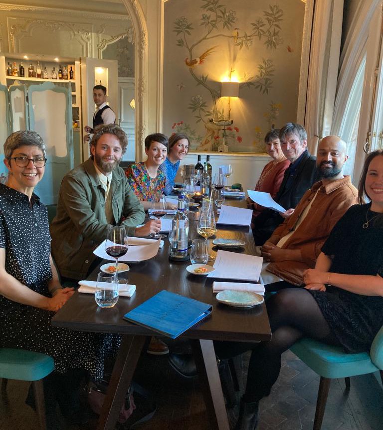 sarahbenton's tweet photo. In praise of oysters, tasting menus, Nibbies and many more exciting things to come. It was great to get the band back together. #TeamRankin #TeamTasting https://t.co/7Gow3g3Mrn