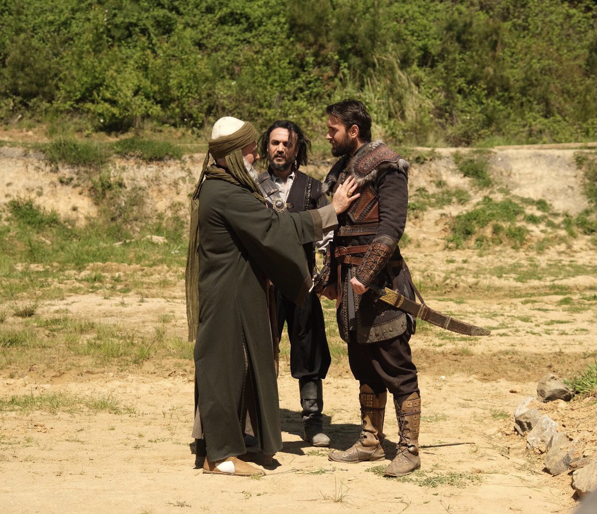 BarbaroslarAr2's tweet photo. نسبة مشاهدة الحلقة 32 الأخيره من الموسم الأول #BarbaroslarAkdenizinKılıcı 
Total / 6 / 3,74
AB / 9 / 3,03
ABC1 / 7 / 3,74 https://t.co/8qEJWPlR1G