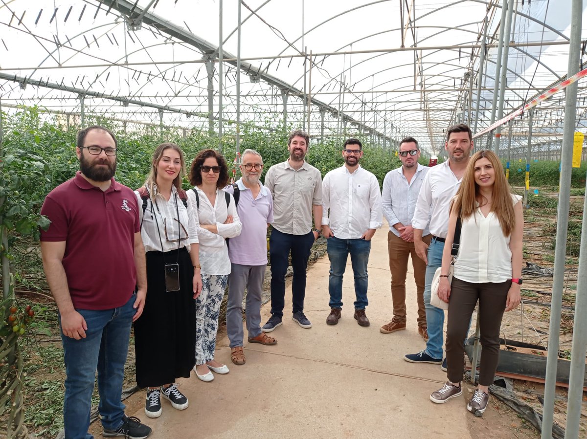 Bioeconomia_And's tweet photo. Reunión de los socios del  #LivingLab de #Andalucía del proyecto #ZeroW en las instalaciones del Grupo La Caña, donde se desarrollará un sistema de detección y valorización de alimentos imperfectos #ResiduoCero #ODS2030 #FridaysForFuture

🌱 https://t.co/1PV3fik3XF https://t.co/Gj4oZ3QDM6