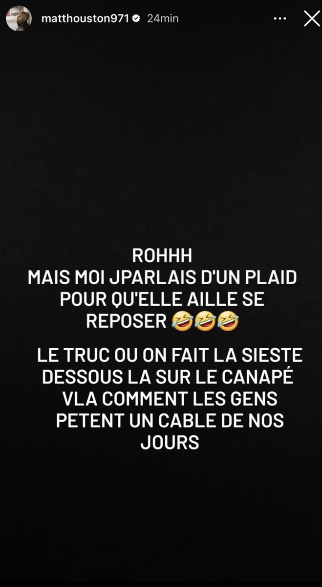 MusulmanH24_'s tweet photo. @__virginie___ @MattHouston971 @melanie_diams Dc ce has been insulte une mère de famille qui demande rien à personne &amp; encense un violeur pedophile?🤮

Il semblerait qu il soit aussi en clash avc l orthographe à son grand âge🤣

Sinon faut voir comment il a peur &amp; sent la sauce arriver avc ses excuses bidons🤡

#VuSurTwitter https://t.co/tCuOpSU2Tz