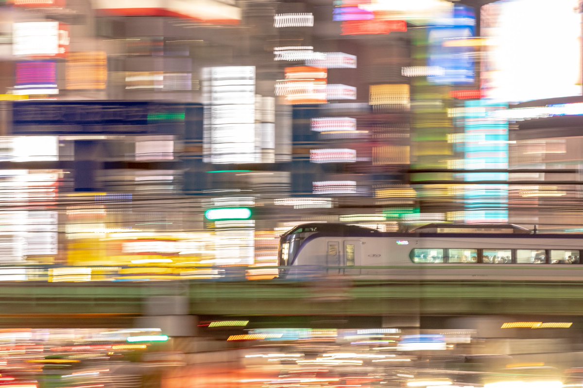 dadand_rs's tweet photo. e353 @ SHINJUKU
#e353
#jr
#shinjuku
#流し撮り 
#電車
#80d
#tamron70200 https://t.co/4yJ9oKwdMO