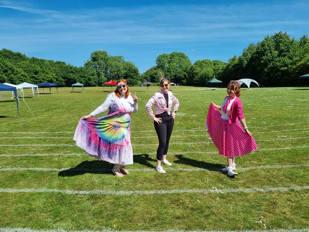 Hamble Primary (@hambleprimary) on Twitter photo Ready for our Jubilee Party through the decades! Thank you parent volunteers and <a href="/cricket_fareham/">Fareham & Crofton Cricket Club</a> for gazebos. Looking forward to a wonderful community afternoon. Ready for our Jubilee Party through the decades! Thank you parent volunteers and <a href="/cricket_fareham/">Fareham & Crofton Cricket Club</a> for gazebos. Looking forward to a wonderful community afternoon.
