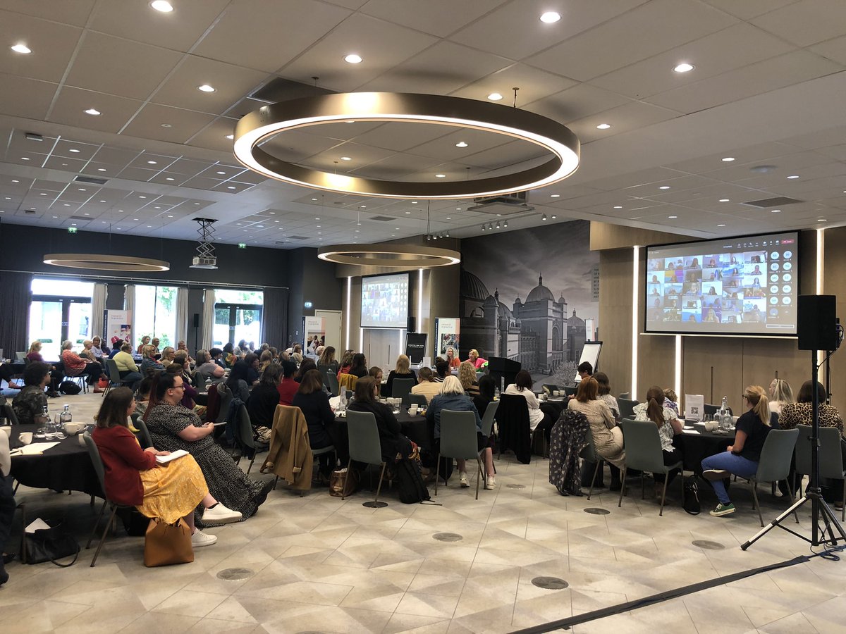 dez_holmes's tweet photo. Could not be prouder of our team and our @researchIP Link Officers. What a glorious, engaging, inclusive hybrid event #LOAM22 has been. All the tech-stress was worth it! Feeling very lucky to work with such stars. https://t.co/FMlV7lfson