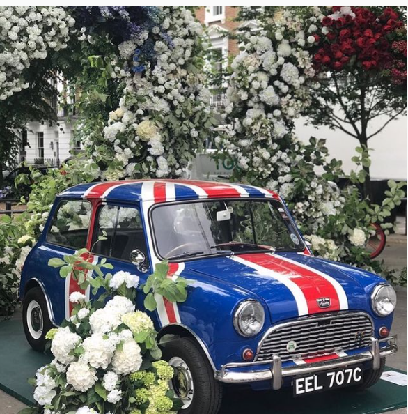Chelsea in bloom 🌺 🇬🇧

📸 via #littlelondonwhispers

#bonsoiroflondon #chelseaflowershow #flowersofinstagram #London