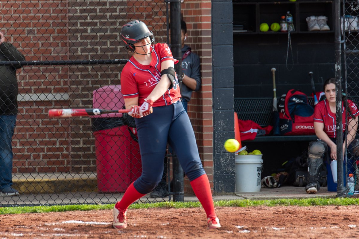 Congratulations to Junior Rebecca LeMay for receiving 2nd Team All CCL. With Becca’s leadership and drive there are big things to come for her and we very proud of her and all the things she has accomplished so far. Keep it up Bec ❤️💙🥎
