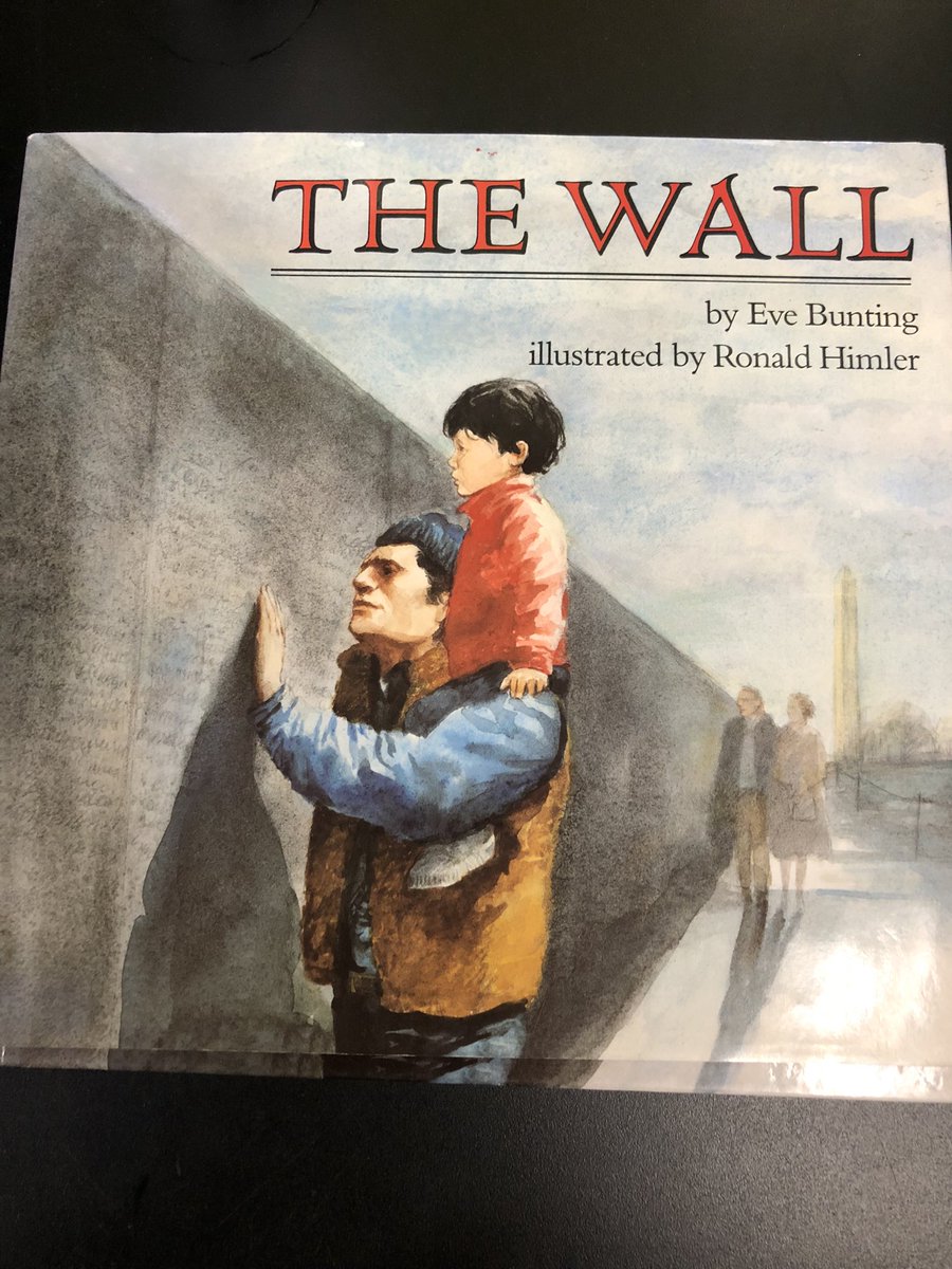 Had the opportunity to read The Wall by Eve Bunting with room 12 this morning. What an amazing story to honor Memorial Day. Thanks @LisaLamphier for letting us borrow it! @KnoxBouvierHall 🇺🇸