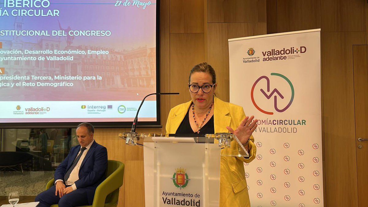 AyuntamientoVLL's tweet photo. La Agencia de Innovación @INNOLID acoge el Congreso Ibérico de Economía Circular, que han inaugurado la concejala @CharoChavez1 y el asesor del @mitecogob @imolina 

#circularlabs #valladolidcircular #congresoibericodeeconomiacircular https://t.co/8PfhOXiTcI