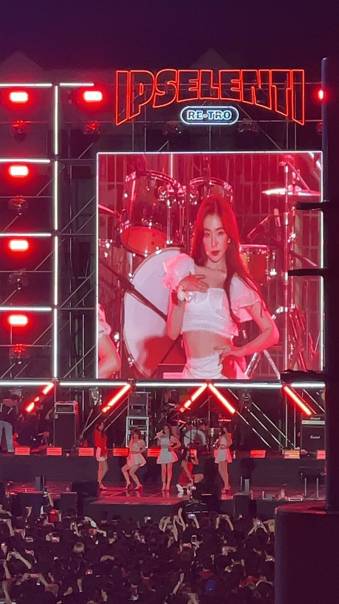 red 🧸 tweet media