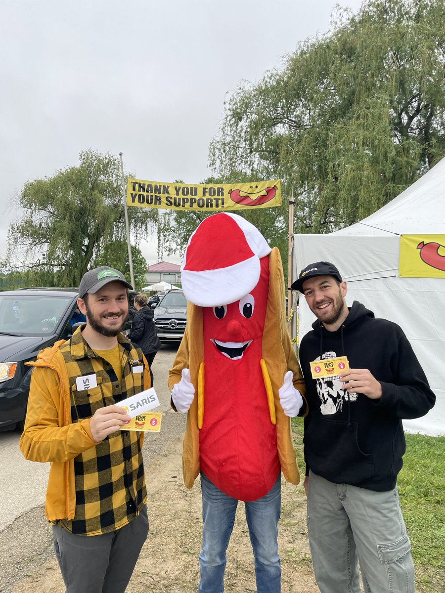 BratFest's tweet photo. Bike for brats!! @SarisRacks @sarisofficial #tybtwd https://t.co/UqpHbmBxKh