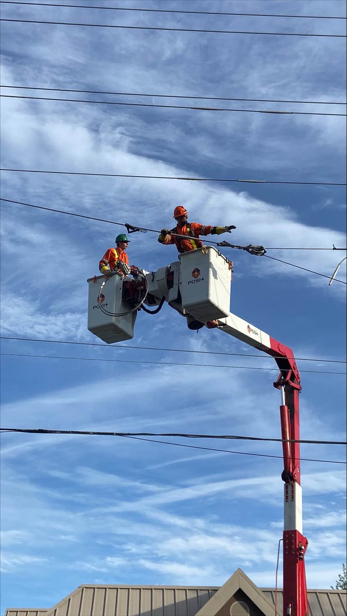 ElexiconEnergy's tweet photo. Power to Whitby Meadows/Des Newman has been restored. There may be secondary issues, please email us at May22storm@elexiconenergy.com if you are experiencing problems. Thank you for your patience throughout the storm restoration efforts. https://t.co/OAsOyiPL5S