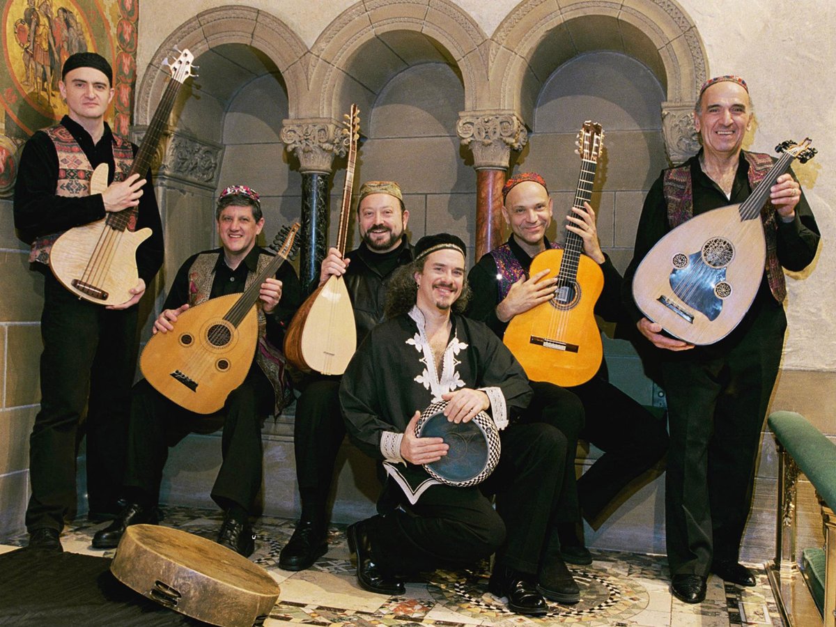 Sometimes I like to reminisce about previous musical adventures with great people and great musicians. spoti.fi/39YSdAa
Good times!

◾️ Aaron Bensoussan /vocals, oud
◾️ Alberto Mizrahi /vocals
◾️ George Mgrdichian /oud
◾️ Emmanuel Mann /bass
◾️ Rex Benincasa /percussion