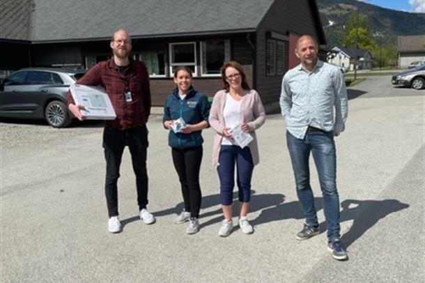 Smileehealth's tweet photo. #smileehealth Living lab in Norway has started the work with 8 patients testing digital technology! 👏 Our team from Norway: Martin Anfinsen (@SINTEFdigital), Ann Karin Årnes &amp; Sigrid Catharina Lindvig (Ringebu commune) &amp; Sverre Bergh (@SInnlandet) https://t.co/YViyP06eGP https://t.co/SXlN8Vk3O5