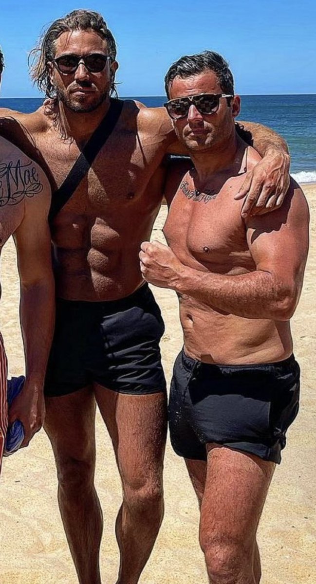 We are loving the bromance between James Lock &amp; James English while they take part in Celeb MMA 😜💪🔥 All that’s missing is a #sunsoutbunsout post….😆🍑🙌☀️ #cheeky