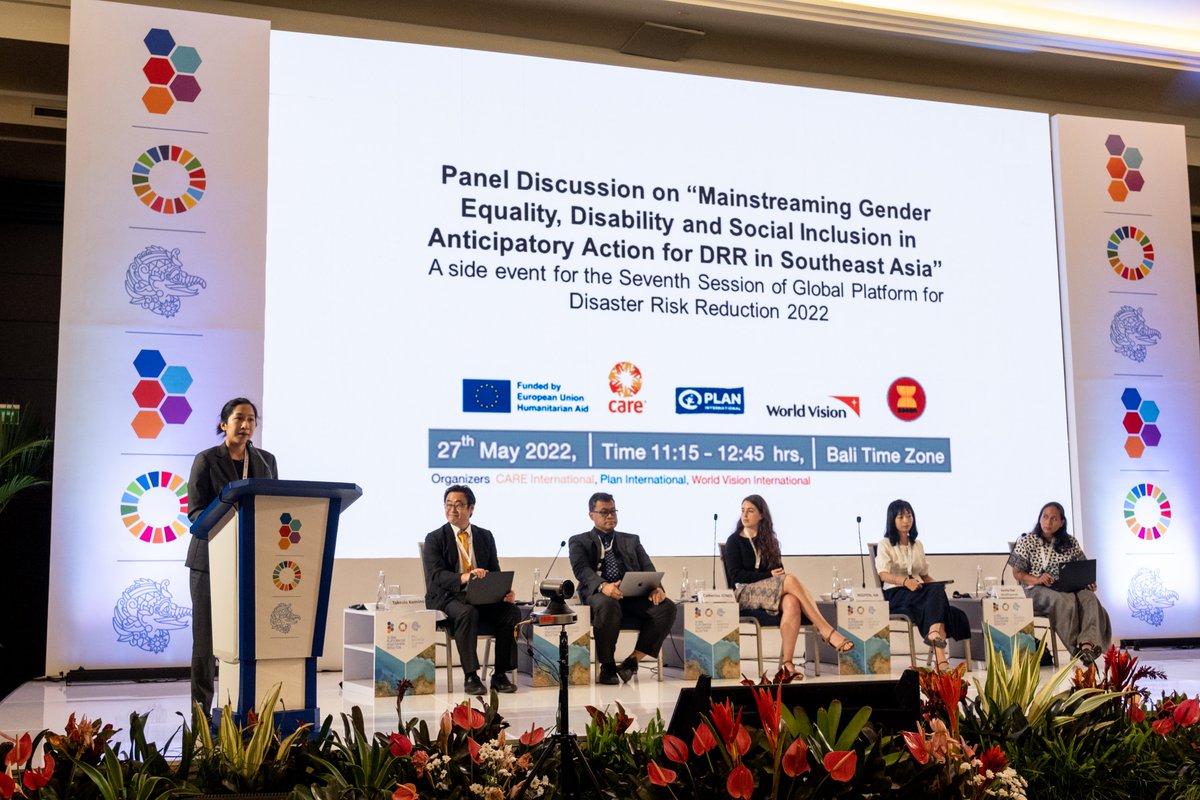 unwomenid's tweet photo. Anticipatory actions save lives and livelihoods by acting ahead of when disasters strike. 

@UN_Women joined the discussion on mainstreaming gender equality, disability, and social inclusion at #GPDRR2022 to speak to the “how” of leaving no one behind. https://t.co/dSW8f3W1Q6