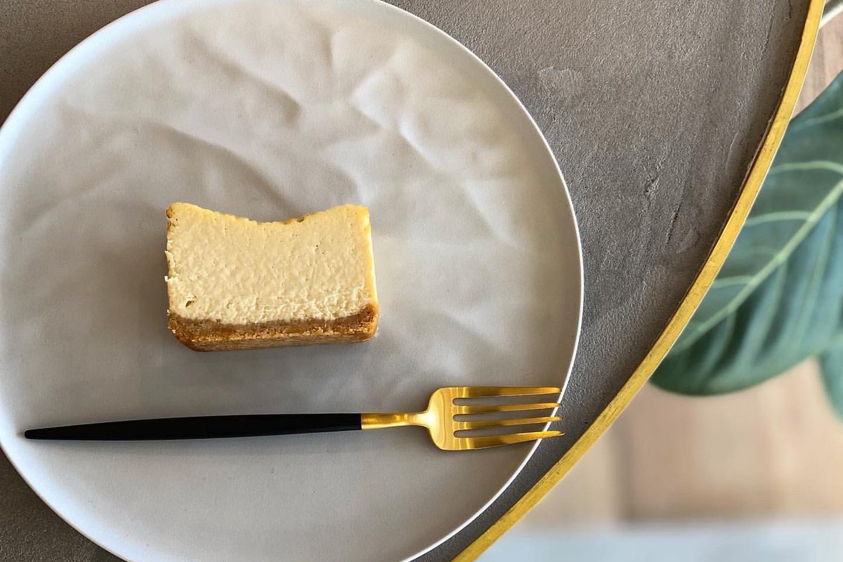 yakata_tokyo's tweet photo. 鹿児島で行列の出来る #cheesecakeshop #enne の #cheesecake が入荷します🧏♀️💓
5/28.29の2日間限定入荷となっております🫡💓
限定20個ですので、ご希望のお客様はお早めに🫣💓
お取置きも承ります👼
#数量限定 https://t.co/jnwe6Rv23u