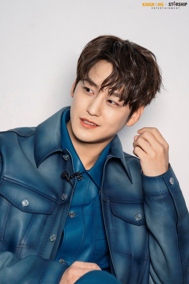 kimbumarchive's tweet photo. Hello, hello. #KimBum #KimBeom #김범 https://t.co/9mNcI7mTN3