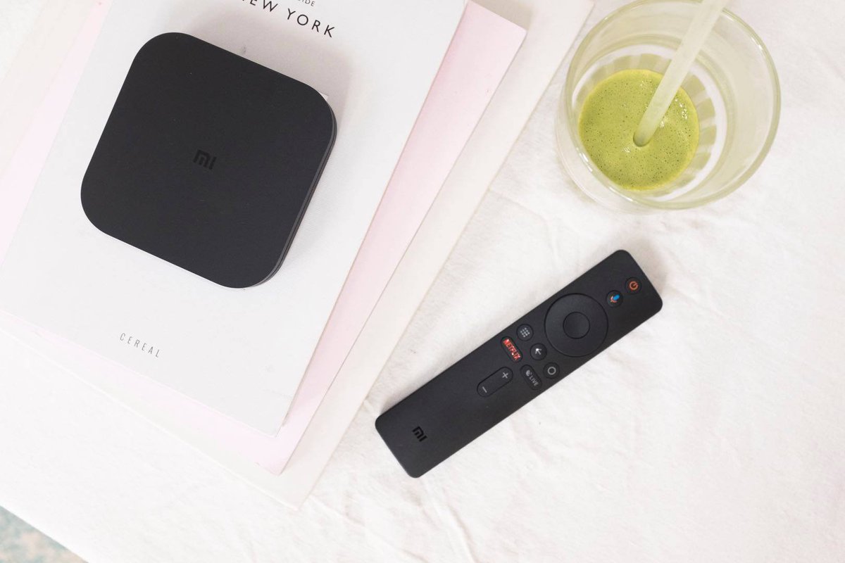 Xiaomi_Kenya's tweet photo. This is how we’re gonna spend the weekend: with our #MiBoxS, watching movies and enjoying our favorite drinks. What’s your weekend plan? #TGIF #weekendplans https://t.co/baHdnl8om7