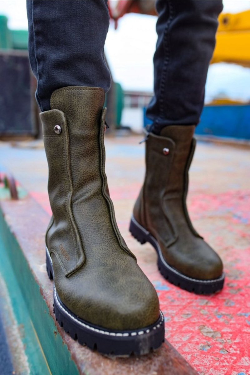 _RokAFela's tweet photo. Chekich Military Green Boot

Available now in different sizes. 
For only R1 699,99

Inbox or Text us on WhatsApp (+27 82 970 0093)
#checkich #catchthedrip #Rokafela #sneakers https://t.co/pCiejfOkkc