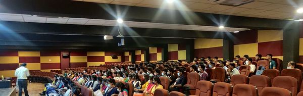 credosystemz's tweet image. 🎯We are Proud to share, building NexGen MEAN Stack developers at St Joseph Engineering College &amp;amp;  ST. Joseph's Institute of Technology, Chennai. 

Join Free Webinars: ☎️ +91 9600112302
For Training Program : ☎️ + 91 9884412301

#corporatetraining #collegetraining #collegeworksop