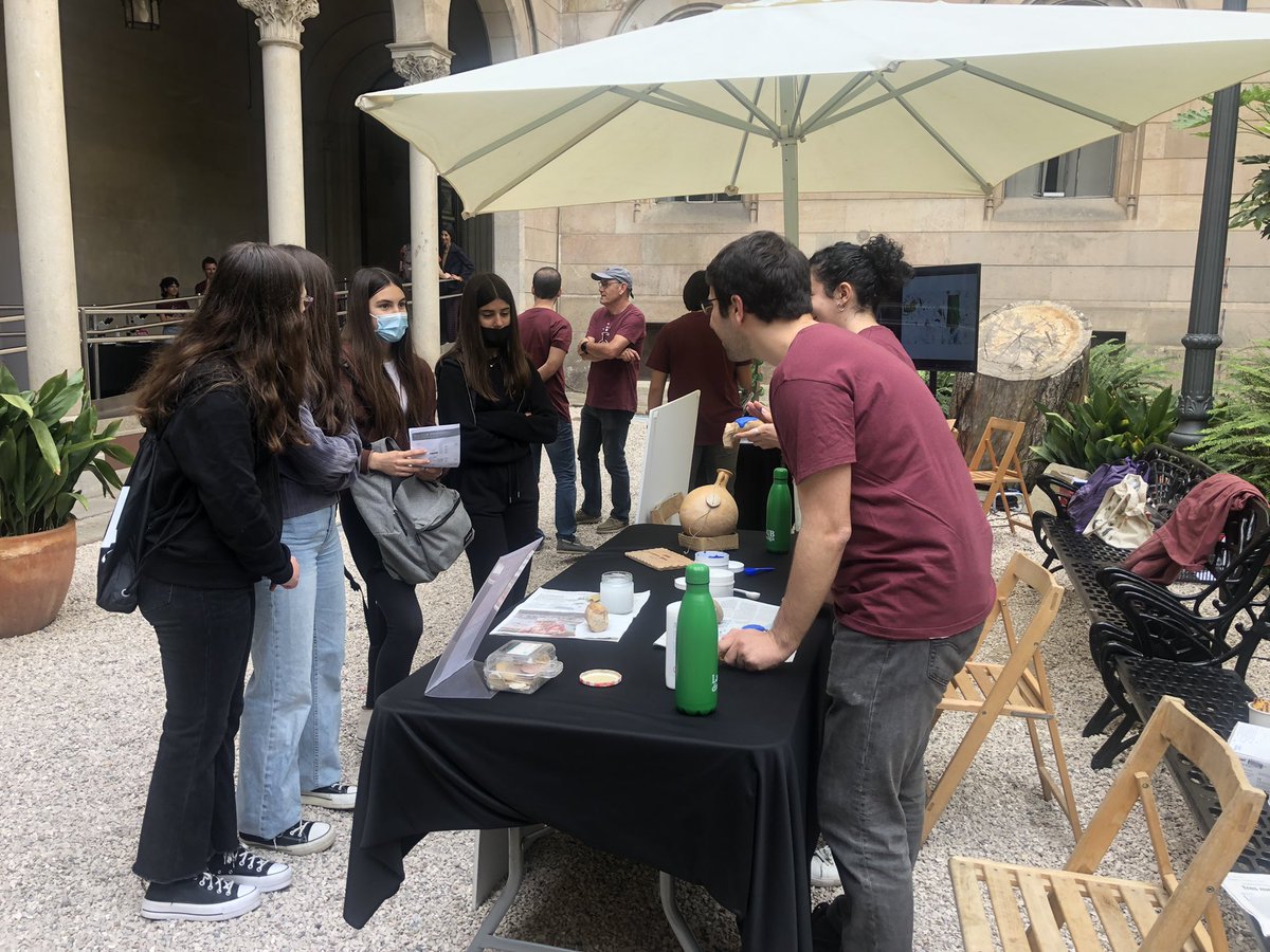 UB_ICS's tweet photo. Sistemes complexos a la Festa de la Ciència @UB_ICS
#ubdivulga #sistemescomplexos #ubics https://t.co/5Z4N8ntImZ